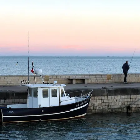 Maison Au Calme A L'oree D'un Bois, Proche Plages 펜션 *